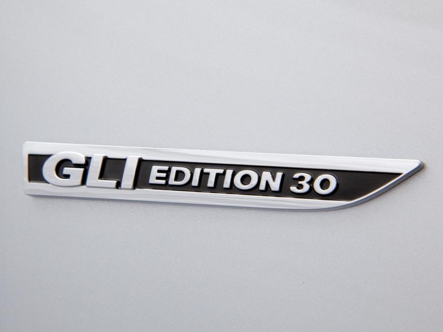  Volkswagen Jetta GLI Edition 30 2014 года  (фото 3 из 8)